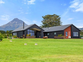 LAID BACK LIFESTYLE LIVING WITH X FACTOR