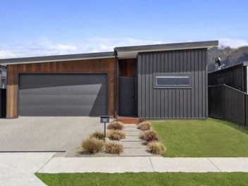 Motivated sale in Lake Hawea