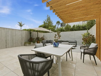 New Year New Horizons