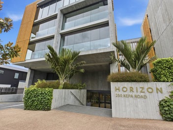 New Year New Horizons