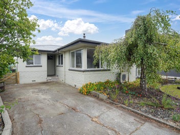 Fantastic First Home, Newfield