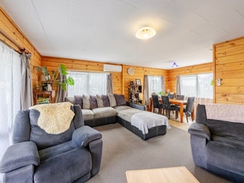 Ongaonga four bedrooms - first, invest or family