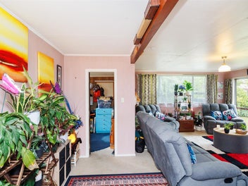 TEAM LEWIS - A FAMILY FAVOURITE