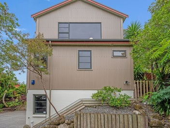 Elevated Family Haven in Sought-After Taradale