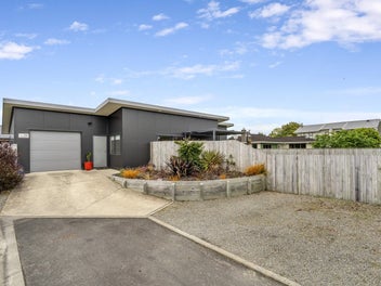 Cozy, Quiet and Energy Efficient