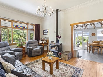 Charming Character Villa In Motueka