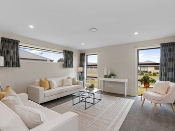 Space, style and solar in Cressy Oaks