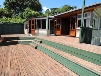 Timeless Character Meets Peaceful Bush Views