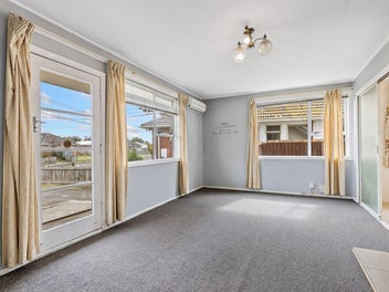 Smart Start or Savvy Investment on Bournemouth!