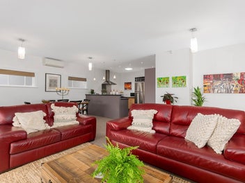 Timeless Style, Central Convenience