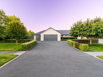 One Of A Kind Luxury Living $1.575M - $1.795M