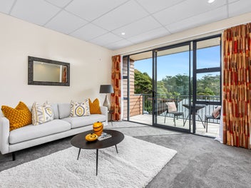 Two Undercover Carparks + 1 Bedroom Albany