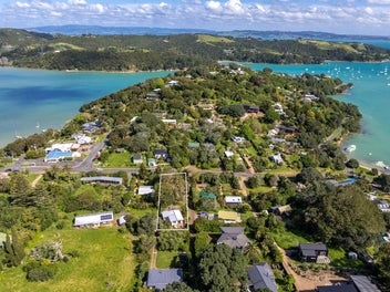 Bargain Between Bays