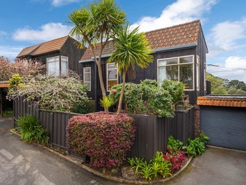 Norwood Jetties - Easy Living at Its Best