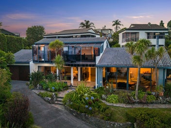 The Surf is the Only Neighbor You’ll Hear