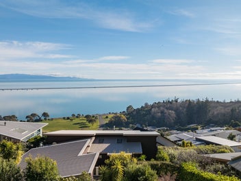 Prime Locality and Views, with House Design