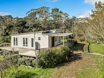 Dual-Income & Prestigious Building Opportunity