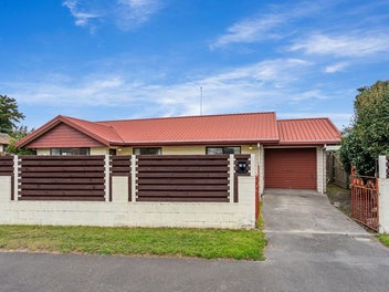 Solid, Sunny & Standalone