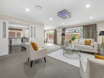 OVERSEAS OWNER | Walk to Schools