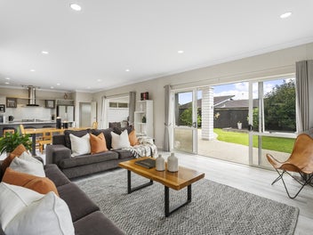 Grand family central