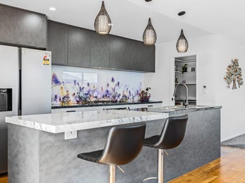 Sun-Soaked Spaces, Designed for Living