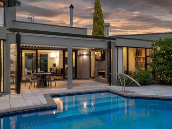 Design Pedigree, Poolside Privacy