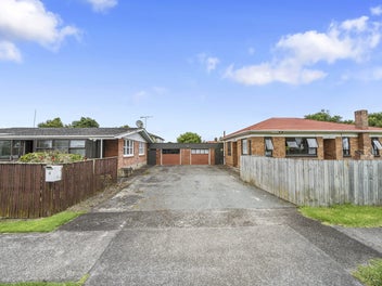 2 Titles - 1077sqm Fee Simple