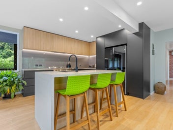 One to See! Stylish and Spacious Oasis