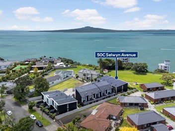 Perfect Start or Stylish Downsize – 300m to Beach