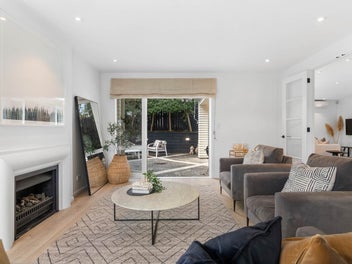 Newly Upscaled - A Classic Charmer