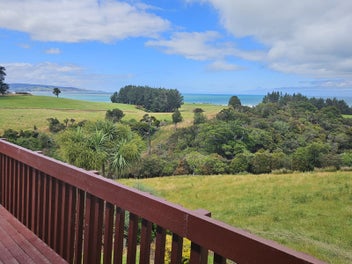 Kaka Point lifestyle - views and timeless