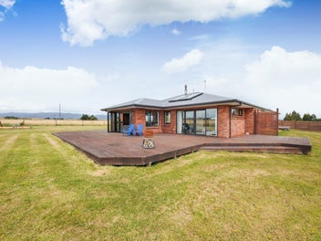 The family retreat you've been waiting for!