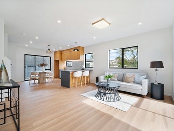 Brand New I 4 Bed | 4.5 Bath | 2 Living + Balcony