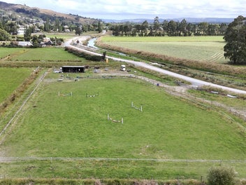 Semi Rural Mini Lifestyle Block