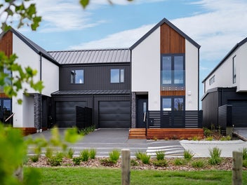 Brand-New 3-Bed Home with Views