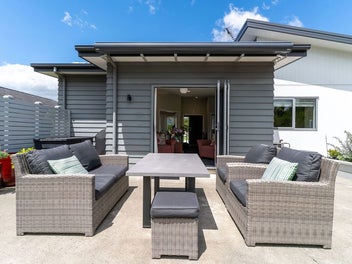 Executive Living with a Sunny Disposition