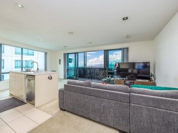 City Life Without City Price - Leasehold