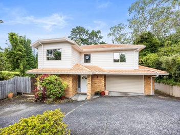 Another Gorgeous Home on Pleasant Road