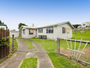 Redevelopment opportunity with shed