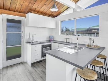 Freehold Living Near the Hospital