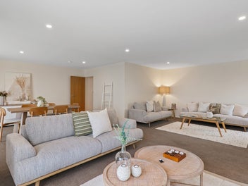 Cashmere 'As is, Where is' Something Different