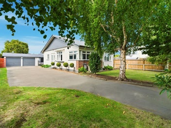 2 Bedrooms PLUS Sleepout