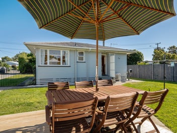 Vendors relocating – ideal starter home