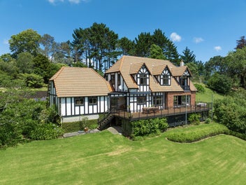 Country calm, city connection