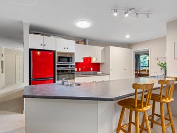 Effortless Living In One of Springlands Best Spots