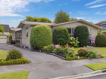 Serious sellers, solid home, smart buying