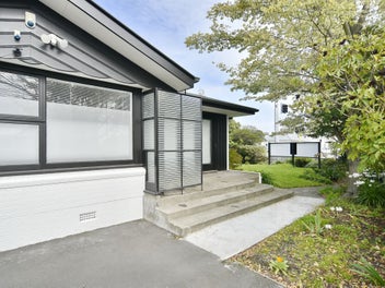 Image 1 of 23