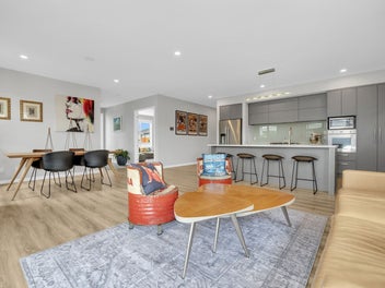 DUAL MASTER MAGNIFICENCE