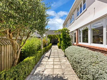 Prime St Martins, Big Family Appeal