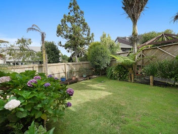 Priced to Sell, Vendors Want Action